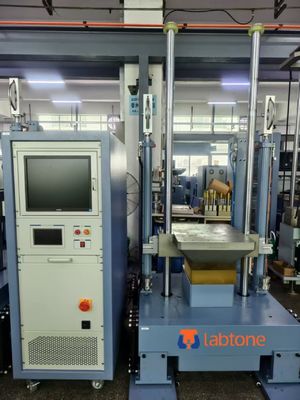 Sistema de ensaio de choque com troca de energia instantânea para avaliação da durabilidade e resistência ao esforço externo do produto