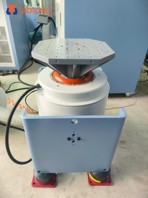 Força max. senoidal 300Kg.f pico (3KN) Sistema de teste de vibração arrefecido a ar para teste de laboratório de baterias com UL1642 / UN38.3