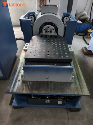 Max. força senoidal 700Kg.f pico (7KN) Equipamento de teste de vibração de mesa arrefecida a ar para soluções de teste de bateria de choque e vibração